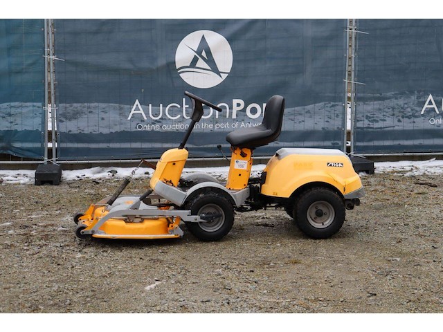 Zitmaaier stiga p901 benzine 10kw 2012 - afbeelding 1 van  1