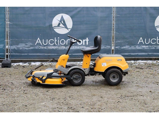 Zitmaaier stiga p901 benzine 10kw 2015 - afbeelding 1 van  1
