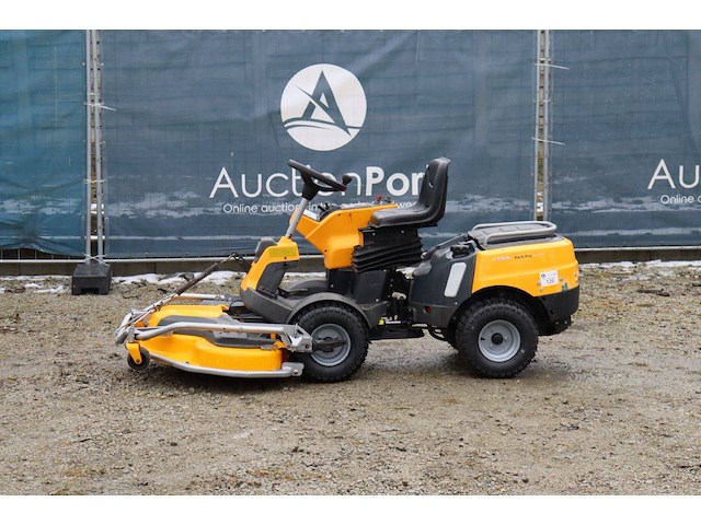 Zitmaaier stiga p901ph benzine 15.2kw 2022 - afbeelding 1 van  1