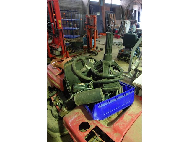 Zitmaaier (voor onderdelen) - afbeelding 5 van  7