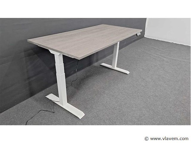 Zit/sta bureau loctek motion et 223 - afbeelding 8 van  8