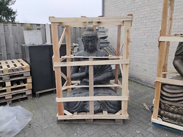 Zittende boeddha - afbeelding 1 van  1