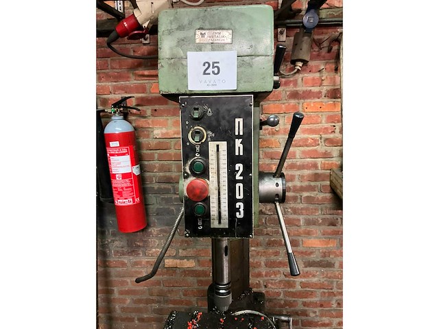 Zmm metalik - nk 203 - pillar drilling machine - 1986 - afbeelding 3 van  9