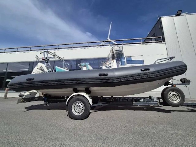 Zodiac pro 650 open rubberboot - afbeelding 12 van  18