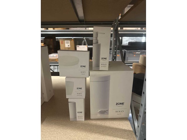 Zone solo en soft toiletaccessoires - afbeelding 1 van  3