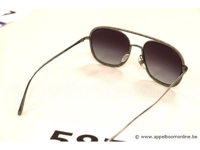 Zonnebril chanel 4249-j - afbeelding 3 van  4