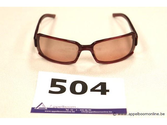 Zonnebril miumiu - afbeelding 1 van  3