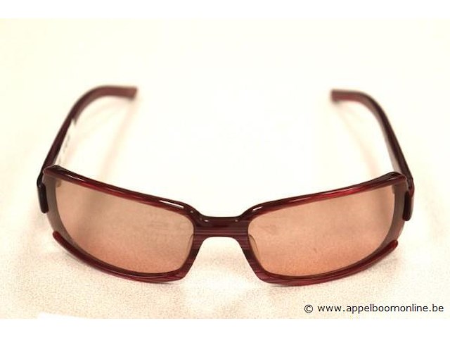 Zonnebril miumiu - afbeelding 2 van  3