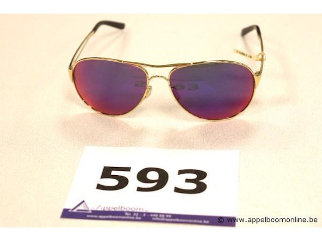 Zonnebril oackley - afbeelding 1 van  3