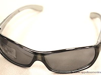 Zonnebril puma - afbeelding 3 van  3