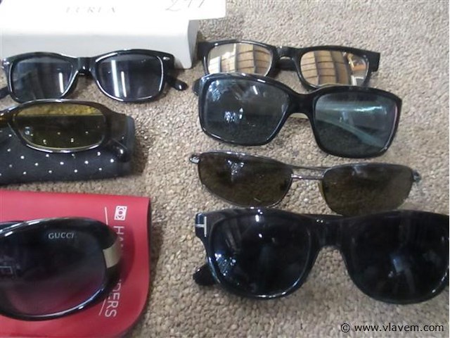 Zonnebrillen - afbeelding 3 van  3