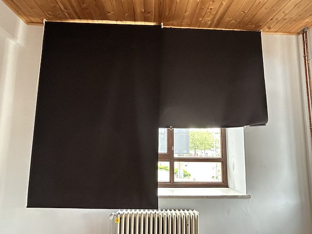 Zonnewering / screen 235x230cm (2st) - afbeelding 1 van  4