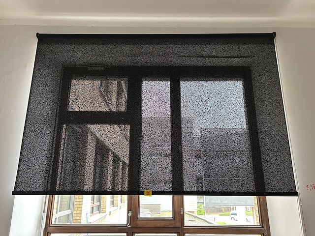 Zonnewering / screen 235x230cm - afbeelding 1 van  2