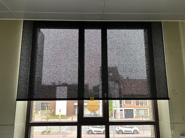 Zonnewering / screen - afbeelding 1 van  1