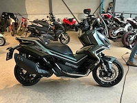 Zontes 368 motorfiets - afbeelding 6 van  15