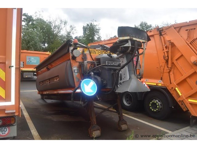 Zoutstrooier, bucher, uh4000 a/id, bouwjaar 2015, 4m³ vast, 2600l vloeistof, 3020kg leeggewicht, werking niet gekend - afbeelding 4 van  6