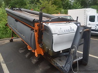 Zoutstrooier, giletta, uk4000 a/w, bouwjaar 2011, leeggewicht 2370 kg, vaste capaciteit 5m³, vloeistof capaciteit 2600l, werking niet gekend - afbeelding 2 van  6