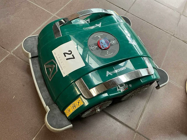 Zuchetti ambrogio l60 b v17 robotmaaier - afbeelding 8 van  8