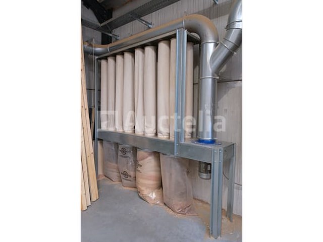 Zuig 4 zakken op het frame - afbeelding 1 van  9