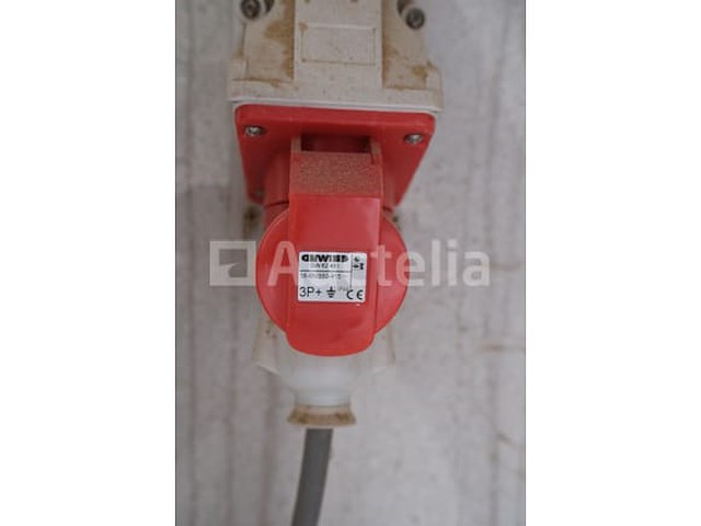 Zuig 4 zakken op het frame - afbeelding 5 van  9