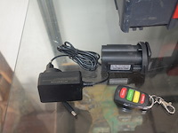 Zuignap grabo topspin met 2 accu en lader in koffer , afstandsbediening grabo (3,4) - afbeelding 6 van  8