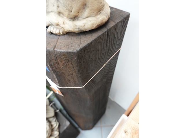 Zuil donkerbruin en meer afgerond | 25×25 × h90 cm - afbeelding 2 van  3
