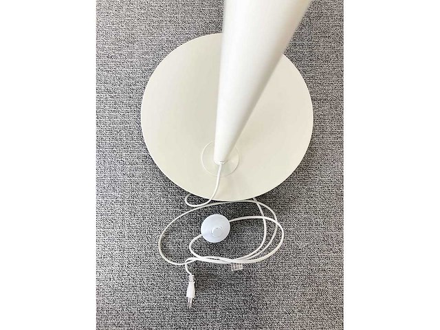 Zuiver - arc - floor lamp - afbeelding 11 van  12