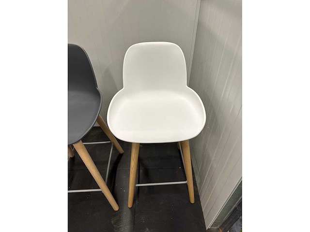 Zuiver barstoelen eetkamerstoel 4 stuks - afbeelding 3 van  3