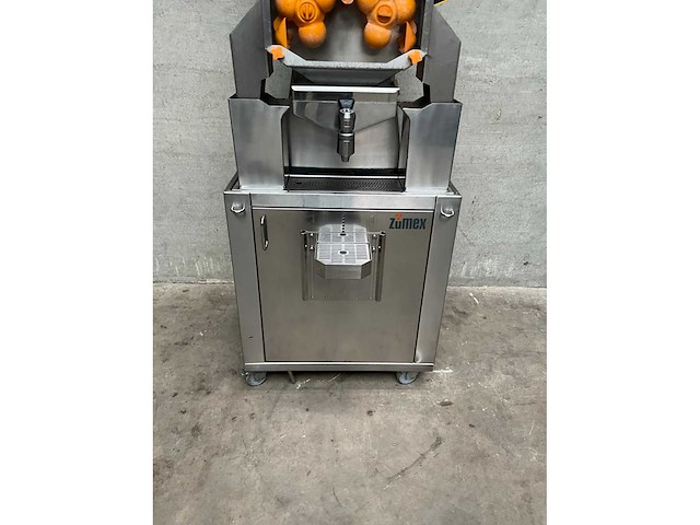 Zumex - speed pro selfservice - overige fruit- en groenteverwerking - afbeelding 5 van  8