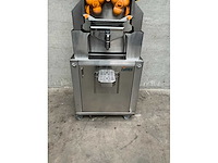 Zumex - speed pro selfservice - overige fruit- en groenteverwerking - afbeelding 5 van  8