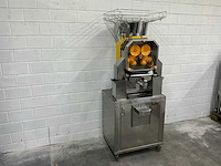Zumex - speed pro selfservice - sinaasappel citruspers - afbeelding 1 van  5