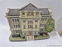 Zuster berta met 6 huisjes - afbeelding 5 van  16