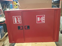 Zwaaibare haspel in kast met blussercompartiment - afbeelding 2 van  2