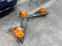 Zwaailamp - autoverlichting - afbeelding 1 van  4