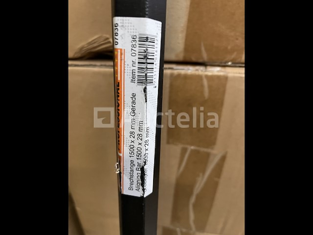 Zwaar breekijzer 150 cm x 28mm - afbeelding 4 van  4