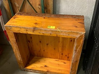 Zwaar houten podiumelement