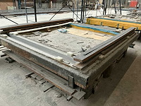 Zwaar metalen frame met mal (2x) - afbeelding 1 van  7