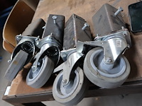 Zwaar metalen onderstel - afbeelding 2 van  4