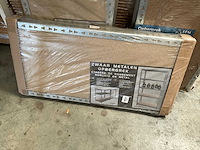 Zwaar metalen opbergrek/werkbank - afbeelding 1 van  1