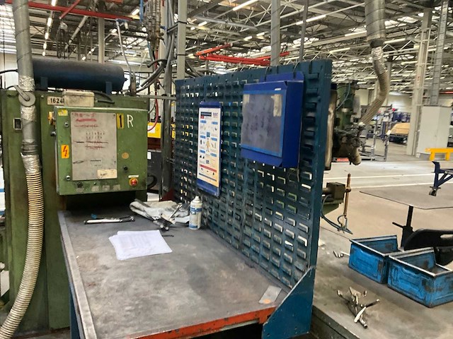 Zwaar metalen werkbank - afbeelding 7 van  7