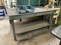 Zwaar metalen werkbank - afbeelding 1 van  4