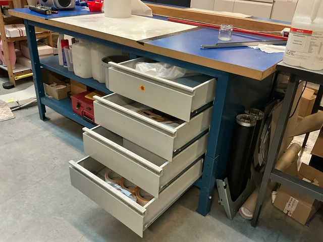 Zwaar metalen werktafel (2x) - afbeelding 2 van  8