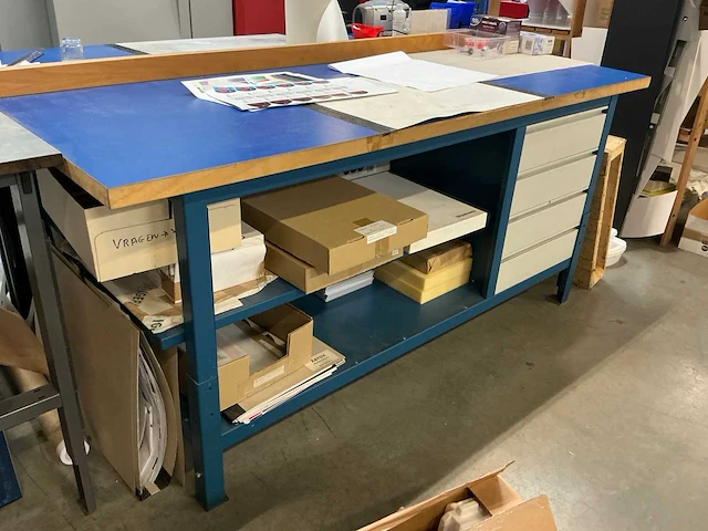 Zwaar metalen werktafel (2x) - afbeelding 3 van  8