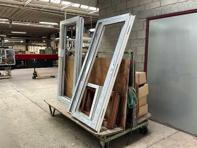 Zwaarlast wagen - afbeelding 4 van  8