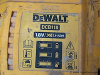 Zware accu haakse slijptol dewalt dcb 118, werking niet gekend - afbeelding 2 van  3