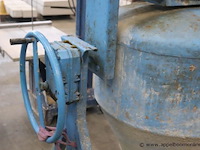 Zware betonmolen - afbeelding 2 van  3