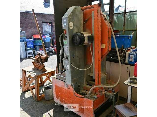 Zware blokzaagmachine - afbeelding 1 van  2
