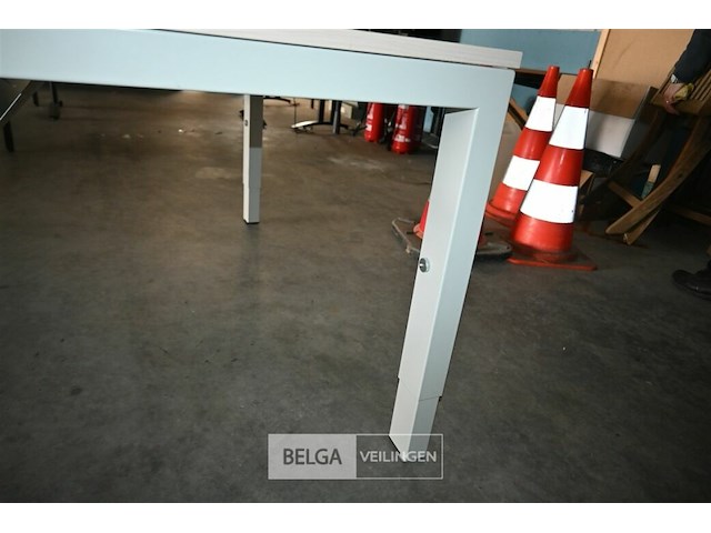 Zware dubbele bureautafel - afbeelding 5 van  5