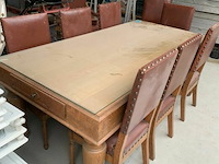 Zware eiken tafel met 8 stoelen - afbeelding 3 van  3
