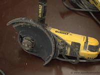 Zware haakse slijptol dewalt 230mm - afbeelding 2 van  3